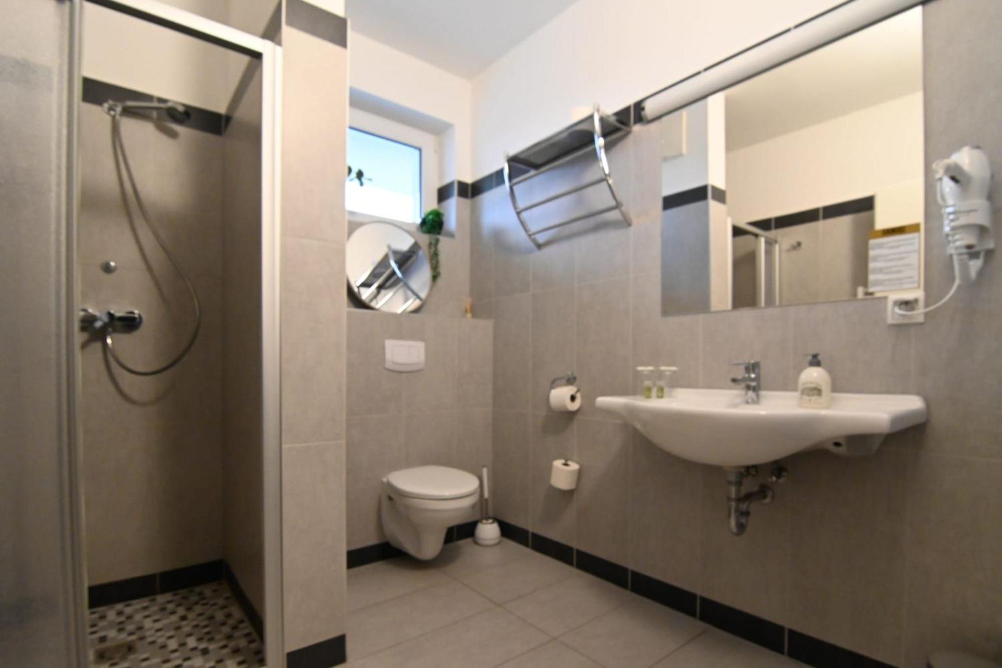 Aparthotel Neudoerfl Neudorfl Екстер'єр фото